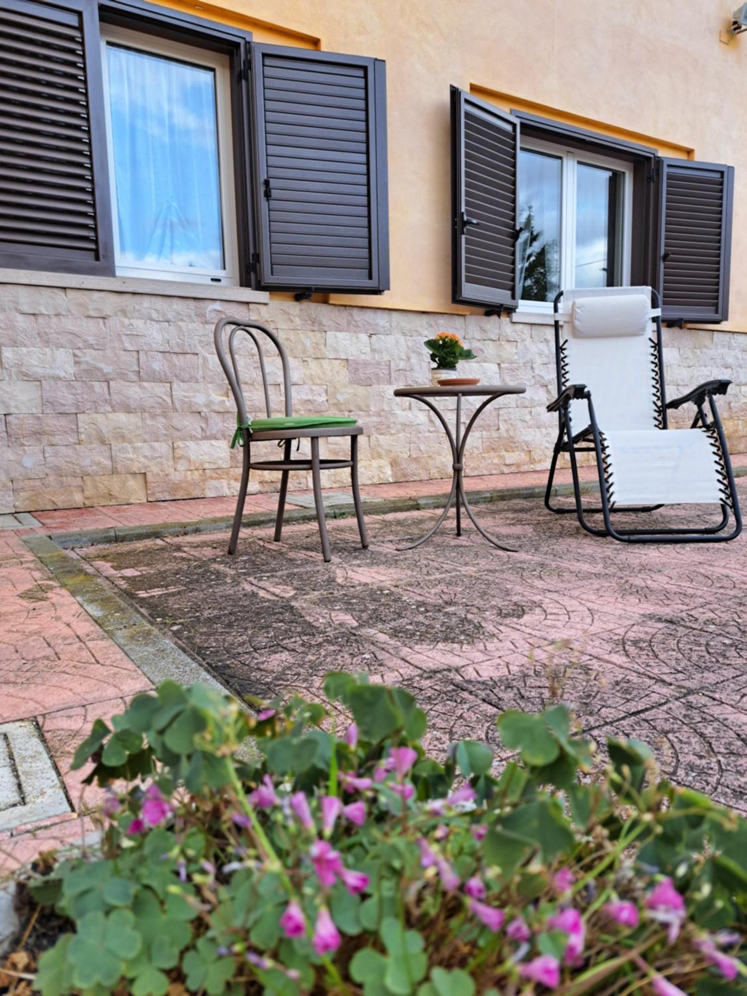 La Casa Di Mezzo-Affitti Brevi-Zona Ospedali Villa Busso ภายนอก รูปภาพ