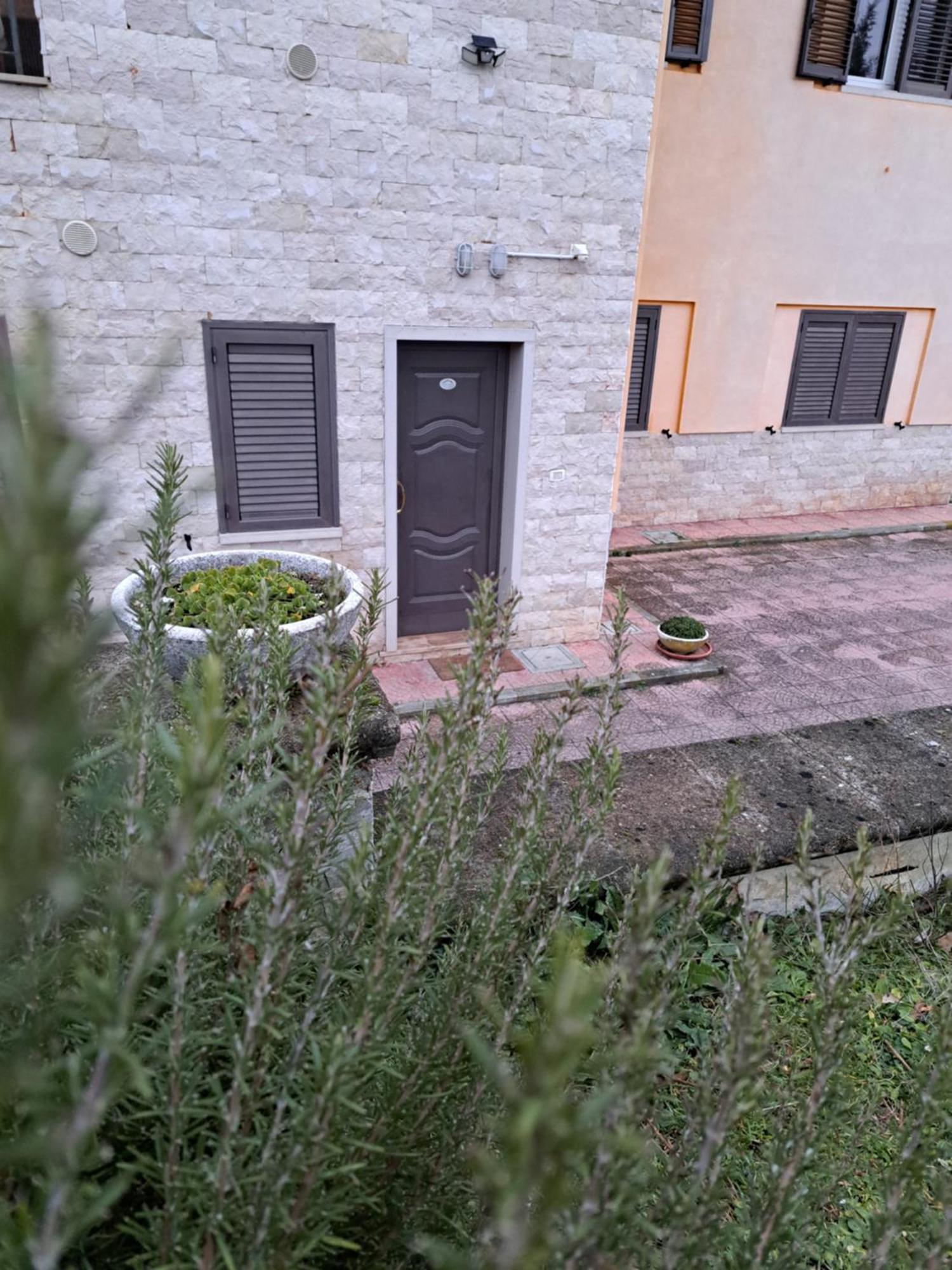 La Casa Di Mezzo-Affitti Brevi-Zona Ospedali Villa Busso ภายนอก รูปภาพ